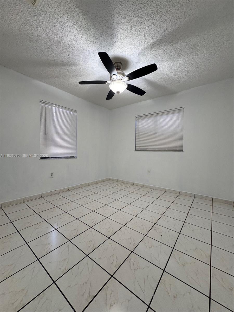 227 East 7th Street, Unit 202 Hialeah, FL 33010 - Photo 5 of 7