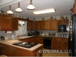 5 Wyoke Road Fletcher, NC 28732 - Photo 8 of 24 Gallery Image 8