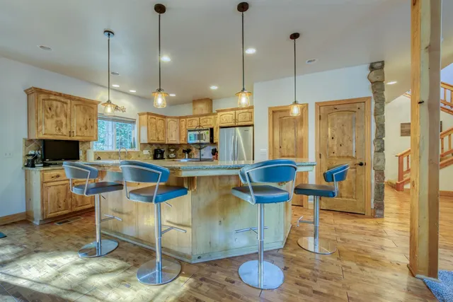 a view of a dining room and livingroom view
