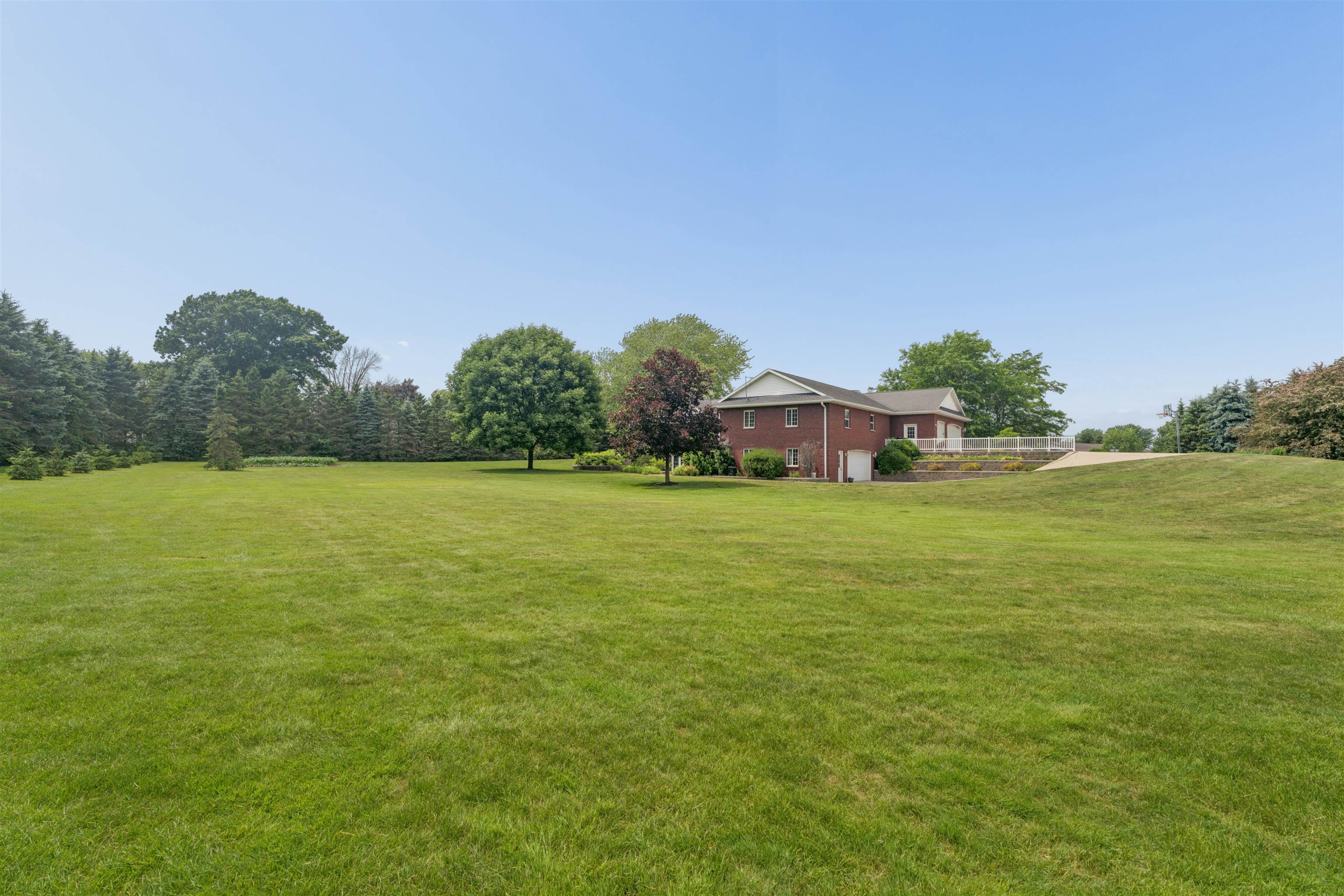 1 West Cedar Street Hilbert, WI 54129 - Photo 47 of 58