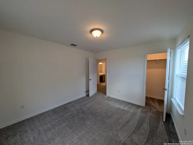 a view of utility room