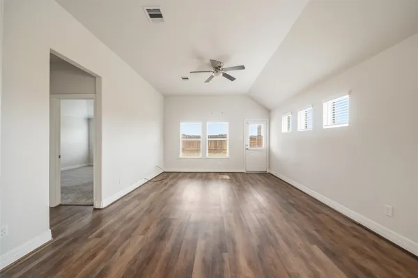 $2,195 | 22642 Rosebush Hl Road, Tomball, TX 77377