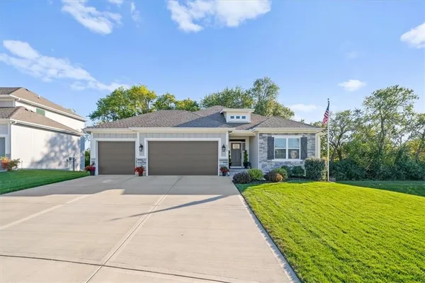 $645,000 | 2787 Southwest 12th Terrace, Lee's Summit, MO 64081