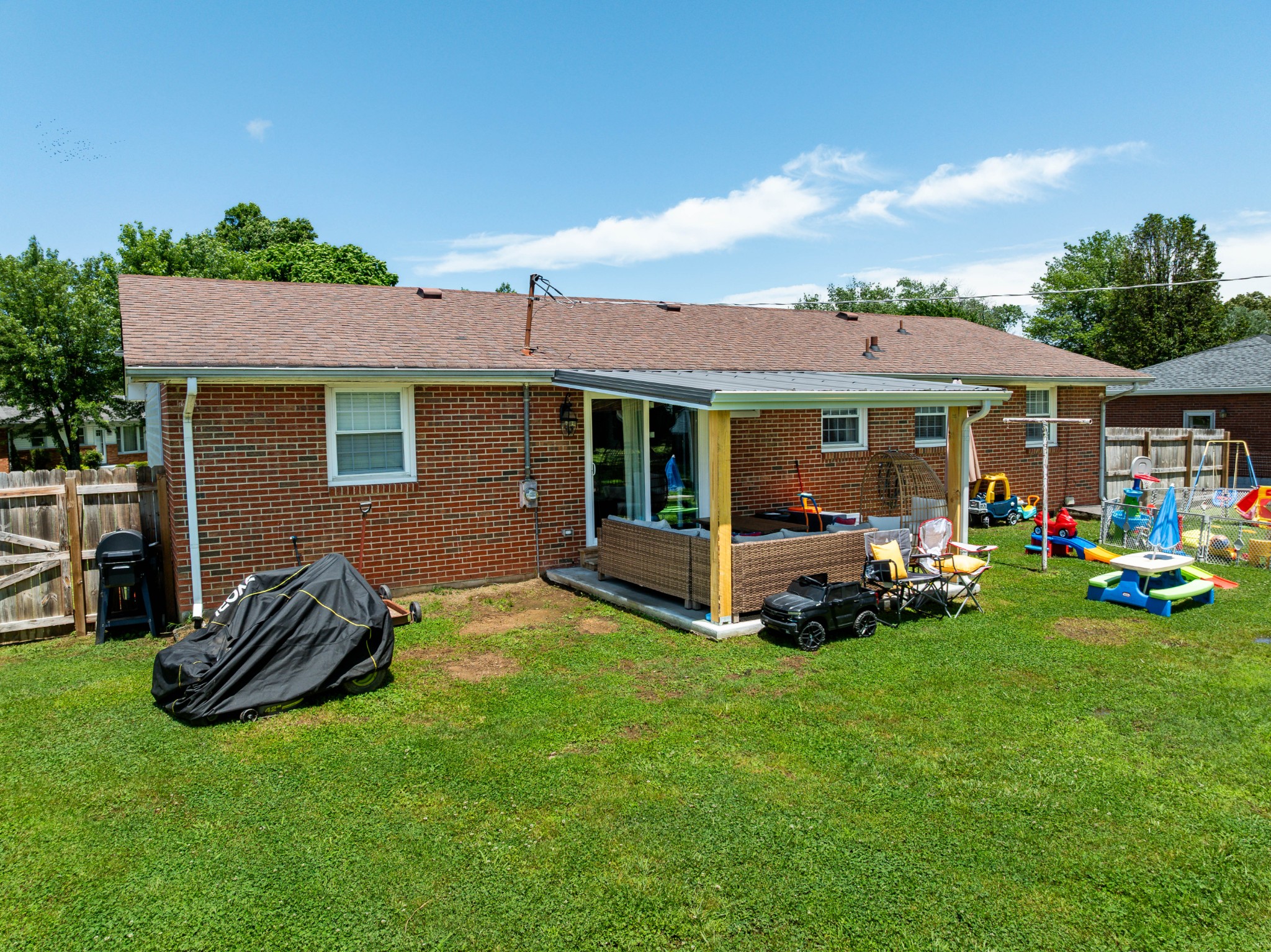 2203 Bluegrass Drive Springfield, TN 37172 - Photo 4 of 31 Gallery Image 4