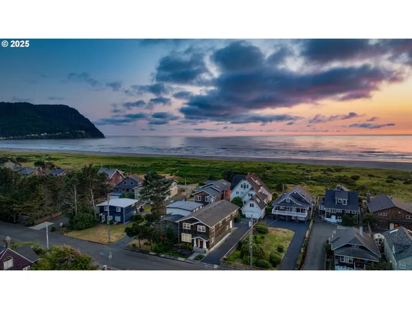 $975,000 | 1164 Beach Drive, Seaside, OR 97138