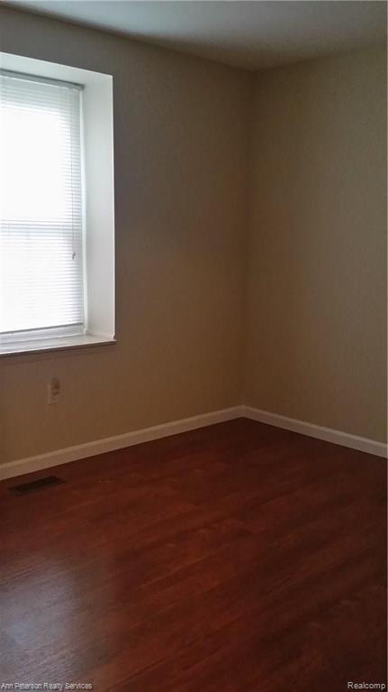 661 Ten Point Drive Rochester Hills, MI 48309 - Photo 26 of 43