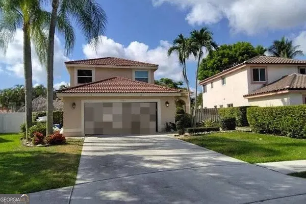 $240,000 | 7566 Lake Placid Court, Lake Worth, FL 33467