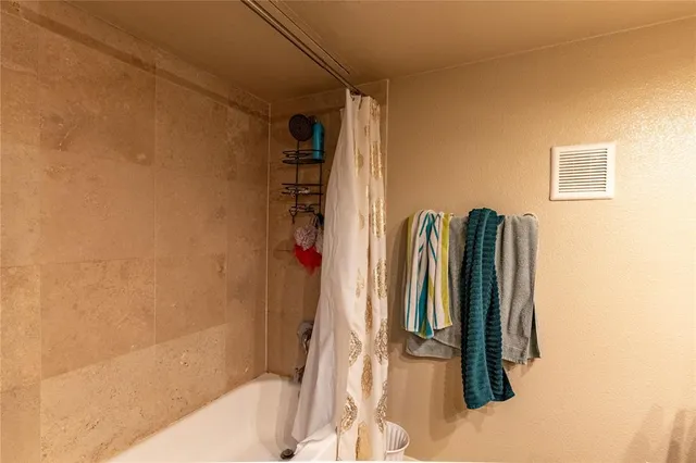 a view of walk in closet