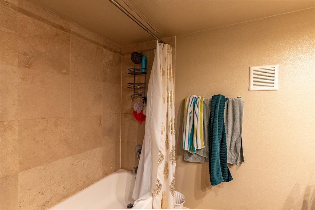 4777 Cedar Springs Road, Unit 8J Dallas, TX 75219 - Photo 10 of 30 a view of walk in closet