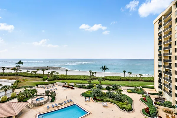$9,000 | 300 Ocean Trail Way, Unit 706, Jupiter, FL 33477
