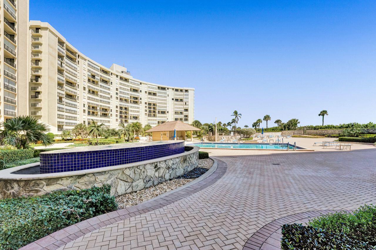 300 Ocean Trail Way, Unit 706 Jupiter, FL 33477 - Photo 20 of 30 300 OT Pool Deck