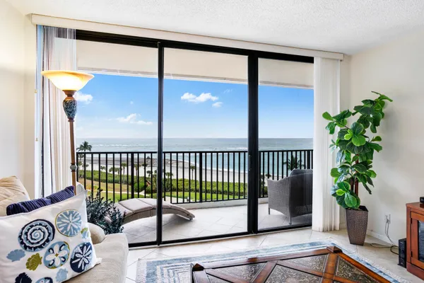 $9,000 | 300 Ocean Trail Way, Unit 706, Jupiter, FL 33477