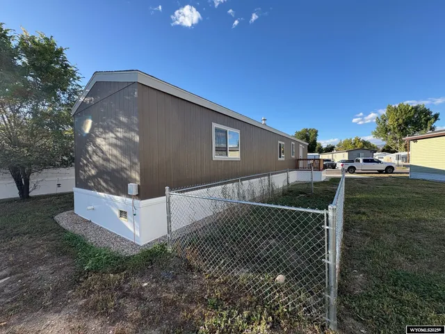 $82,500 | 108 Northside Drive, Lander, WY 82520
