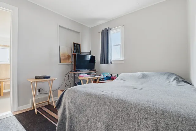 $233,000 | 3013 Emily Lane, McHenry, IL 60051