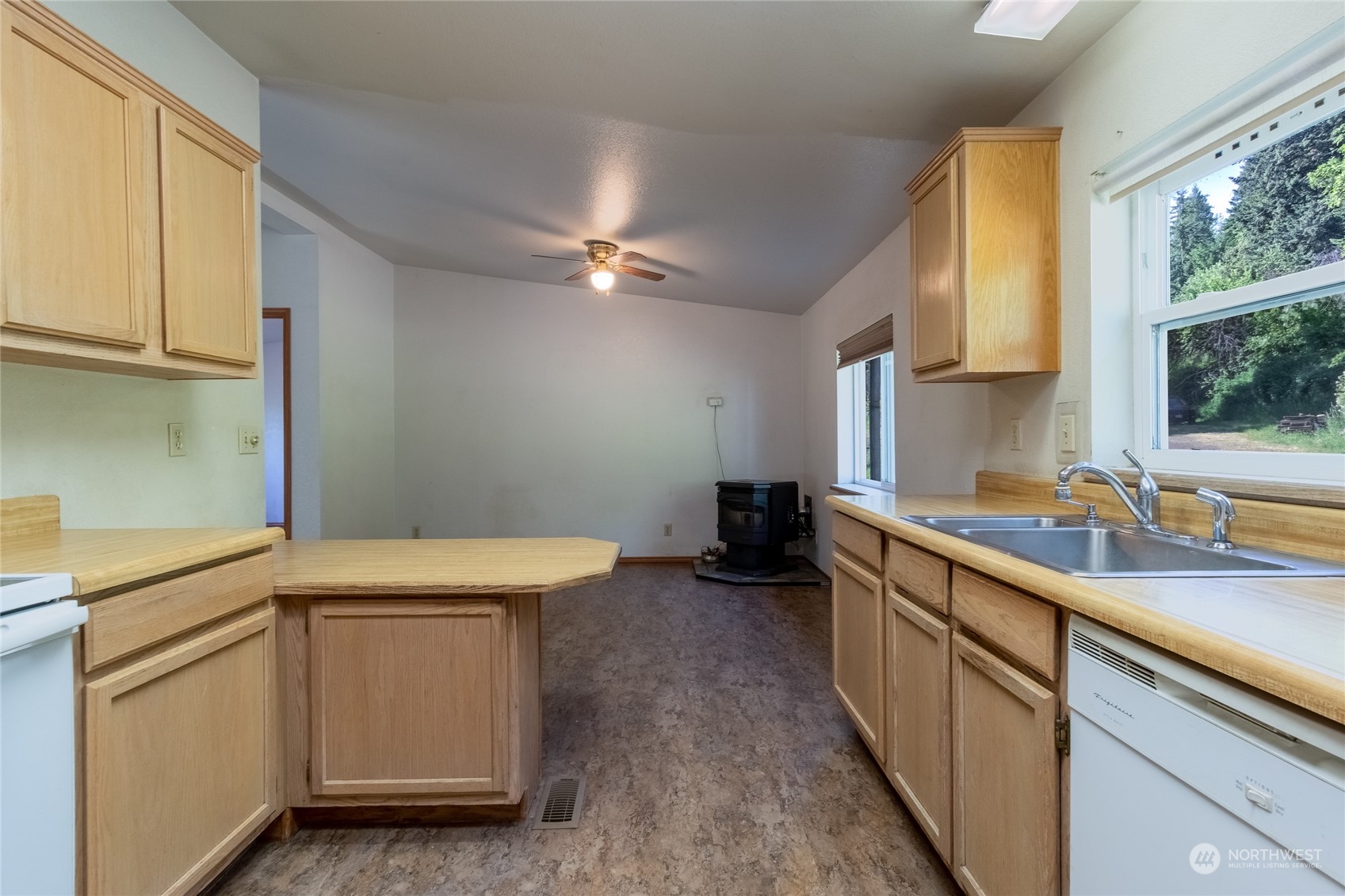 266 Tracy Road Waitsburg, WA 99361 - Photo 14 of 27 Gallery Image 14