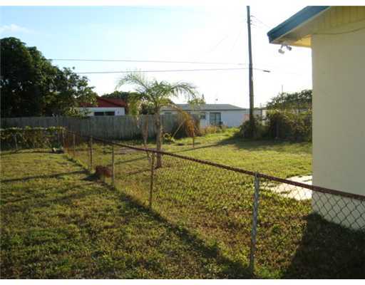 1365 West 32nd Street Riviera Beach, FL 33404 - Photo 2 of 2 Additional Photo