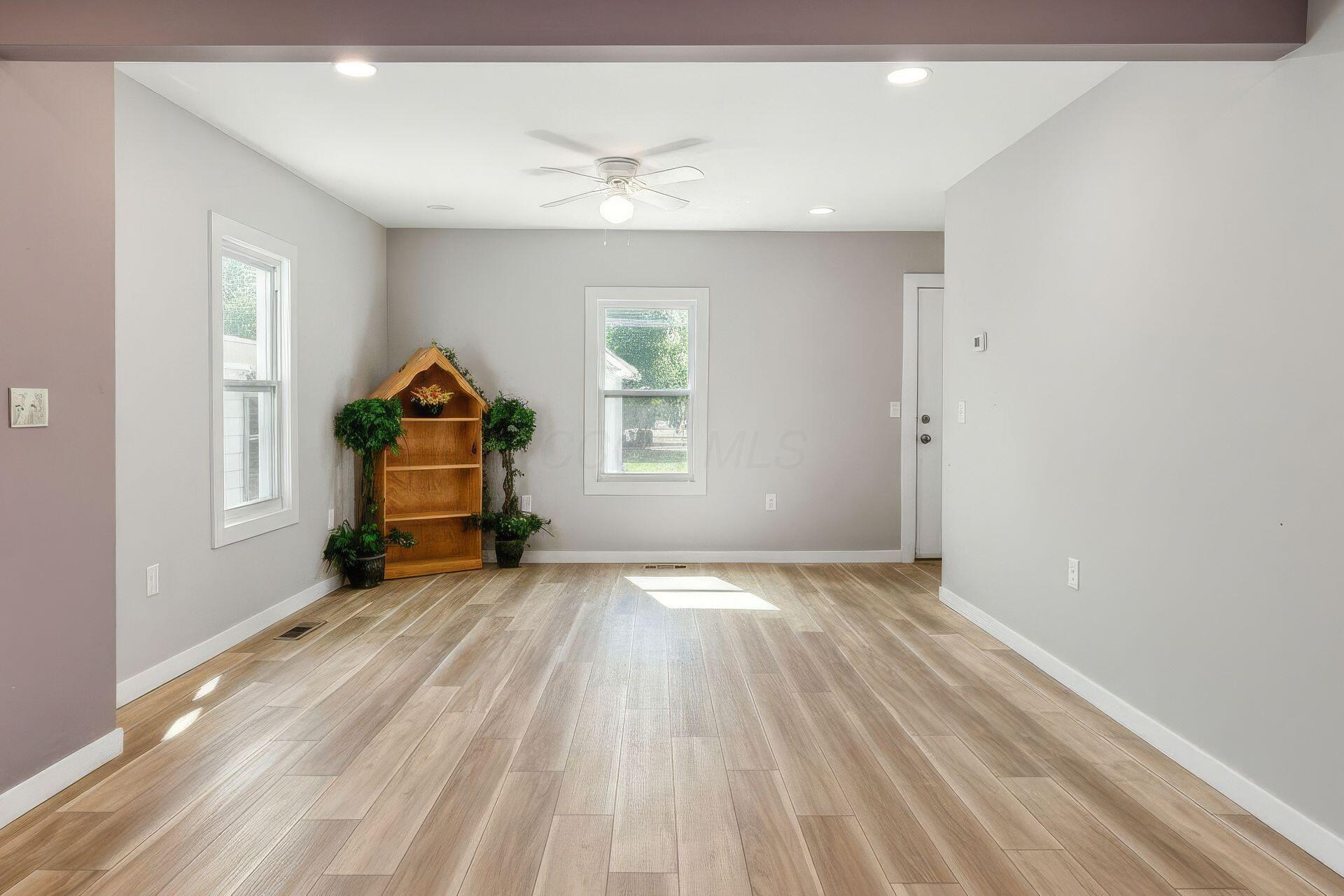 168 London Road Delaware, OH 43015 - Photo 11 of 43 012_-b846-9f8fff987929_edited