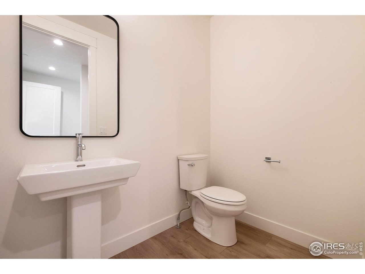 3045 East Trilby Road, Unit 6 Fort Collins, CO 80528 - Photo 10 of 20 Gallery Image 10