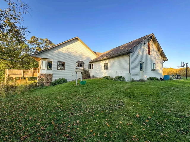 $1,400,000 | 29000 Monarch Avenue, Kendall, WI 54638