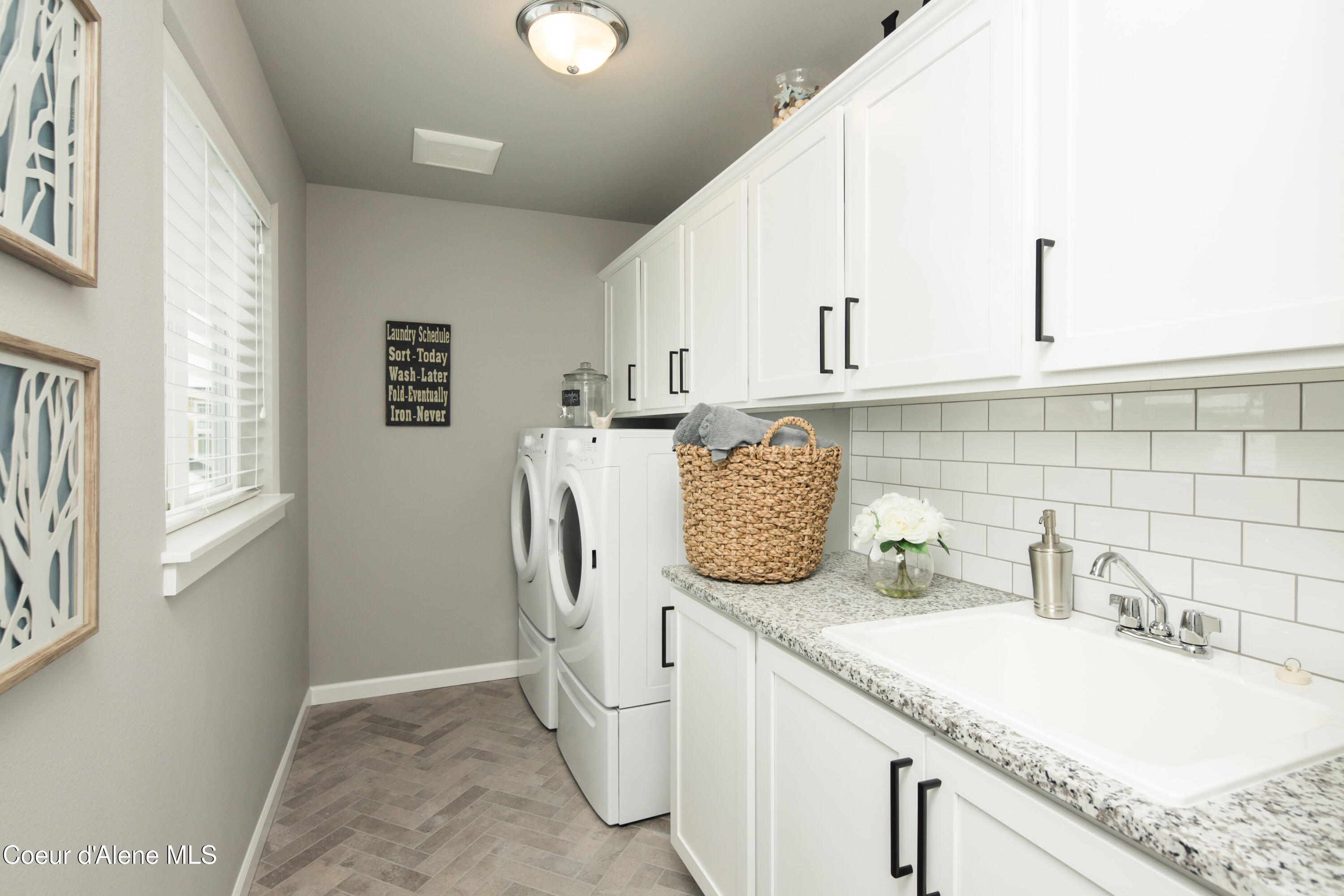 3346 North Segar Loop Post Falls, ID 83854 - Photo 26 of 32 (26) stock laundry