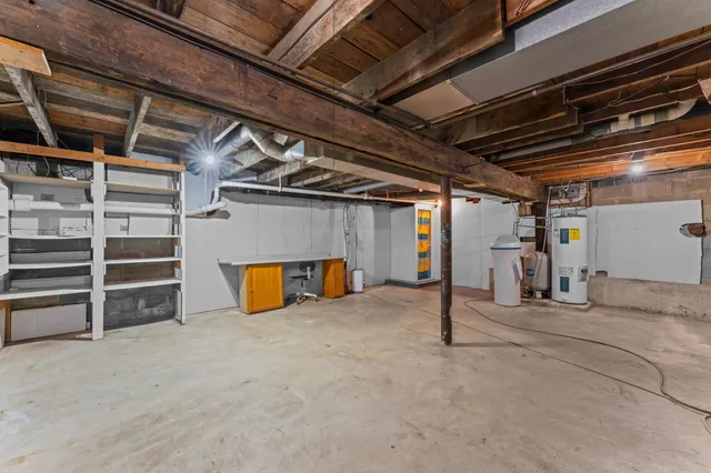 $310,000 | 5569 Highway 14, Rochester, MN 55904