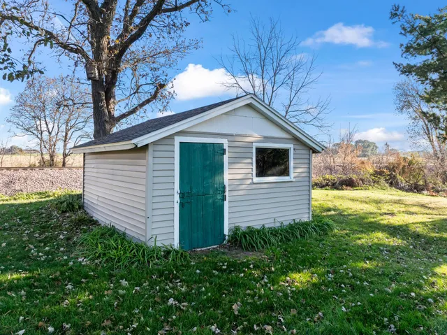 $310,000 | 5569 Highway 14, Rochester, MN 55904