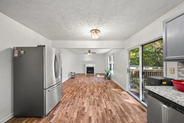 $370,000 | 2233 Picnic Woods Drive, Lawrenceburg, IN 47025