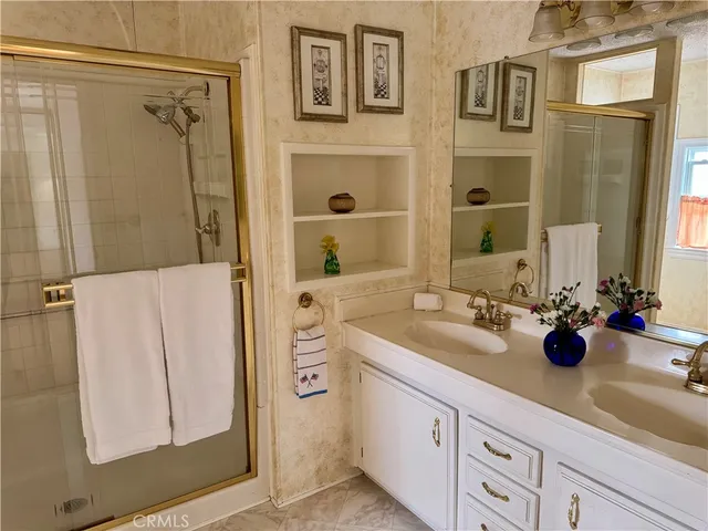 a view of an entryway with a door