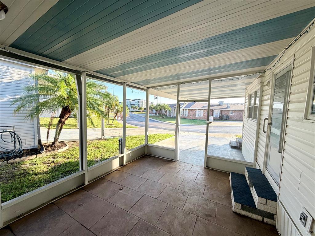 10399 67th Avenue North, Unit 4 St. Petersburg, FL 33708 - Photo 14 of 19