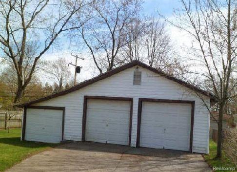 428 Hill Street Rochester, MI 48307 - Photo 2 of 19