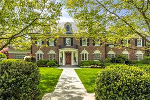 11 Eastway Bronxville, NY 10708 - Photo 1 of 1