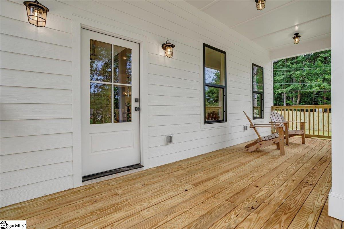 401 Hunts Bridge Road Greenville, SC 29617 - Photo 5 of 36