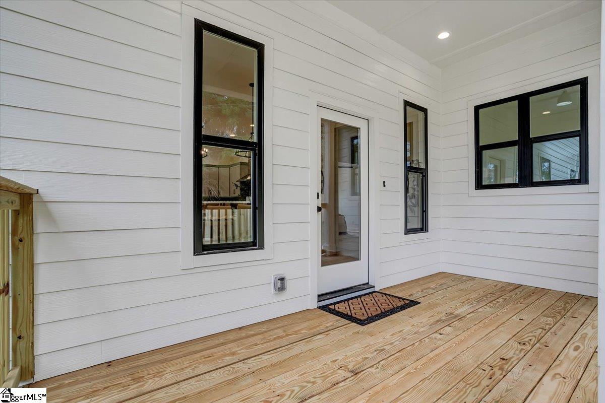 401 Hunts Bridge Road Greenville, SC 29617 - Photo 7 of 36