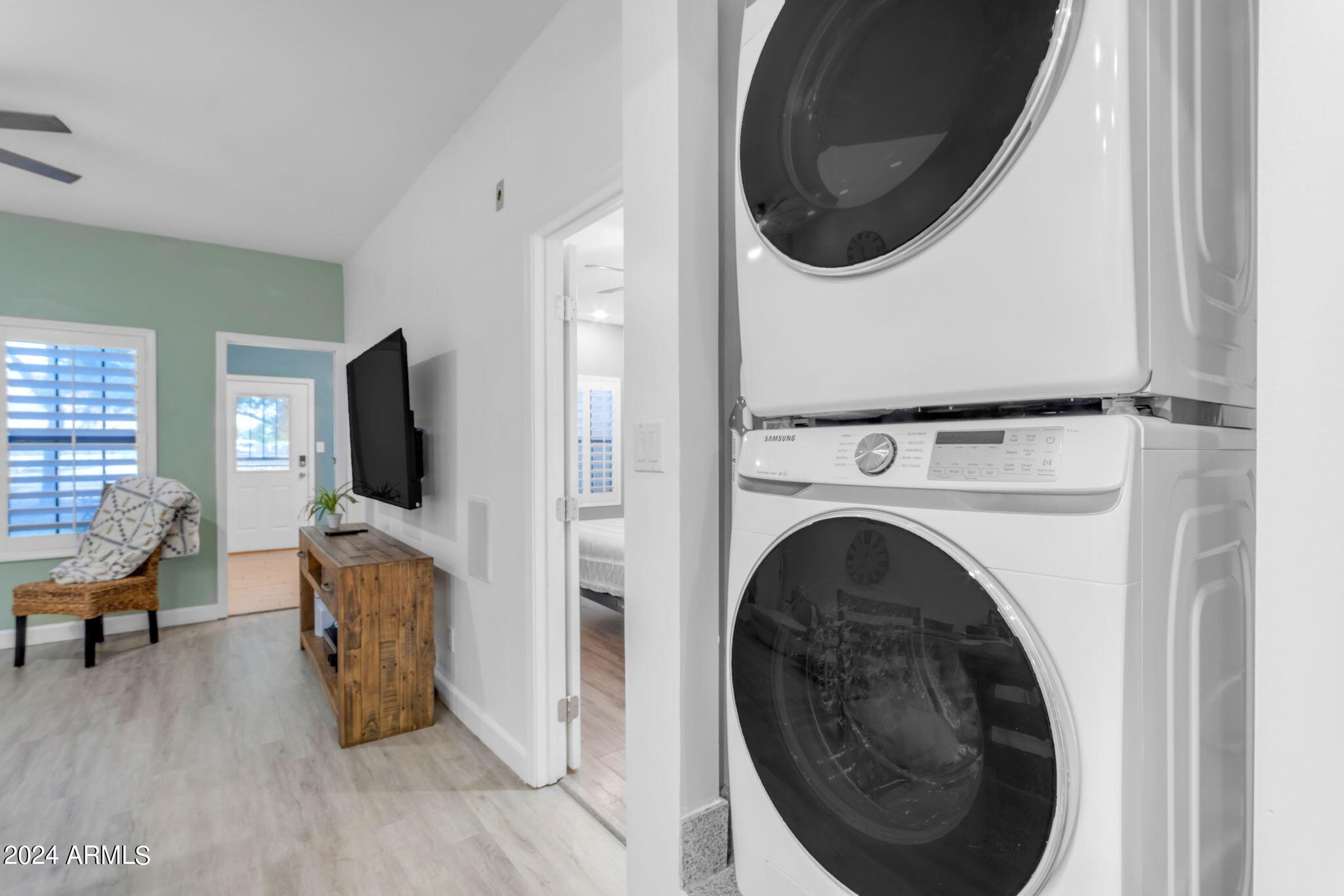 1126 West Elliot Road, Unit 1007 Chandler, AZ 85224 - Photo 9 of 28 Laundry Space