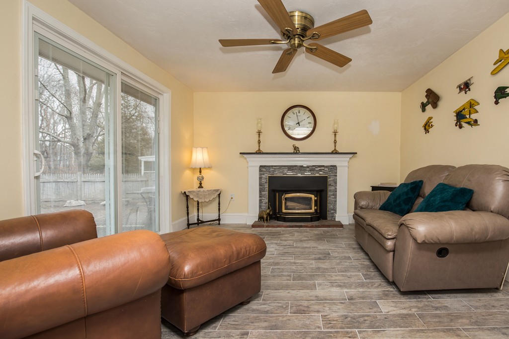 26 Cabot Road Danvers, MA 01923 - Photo 7 of 20 Gallery Image 7