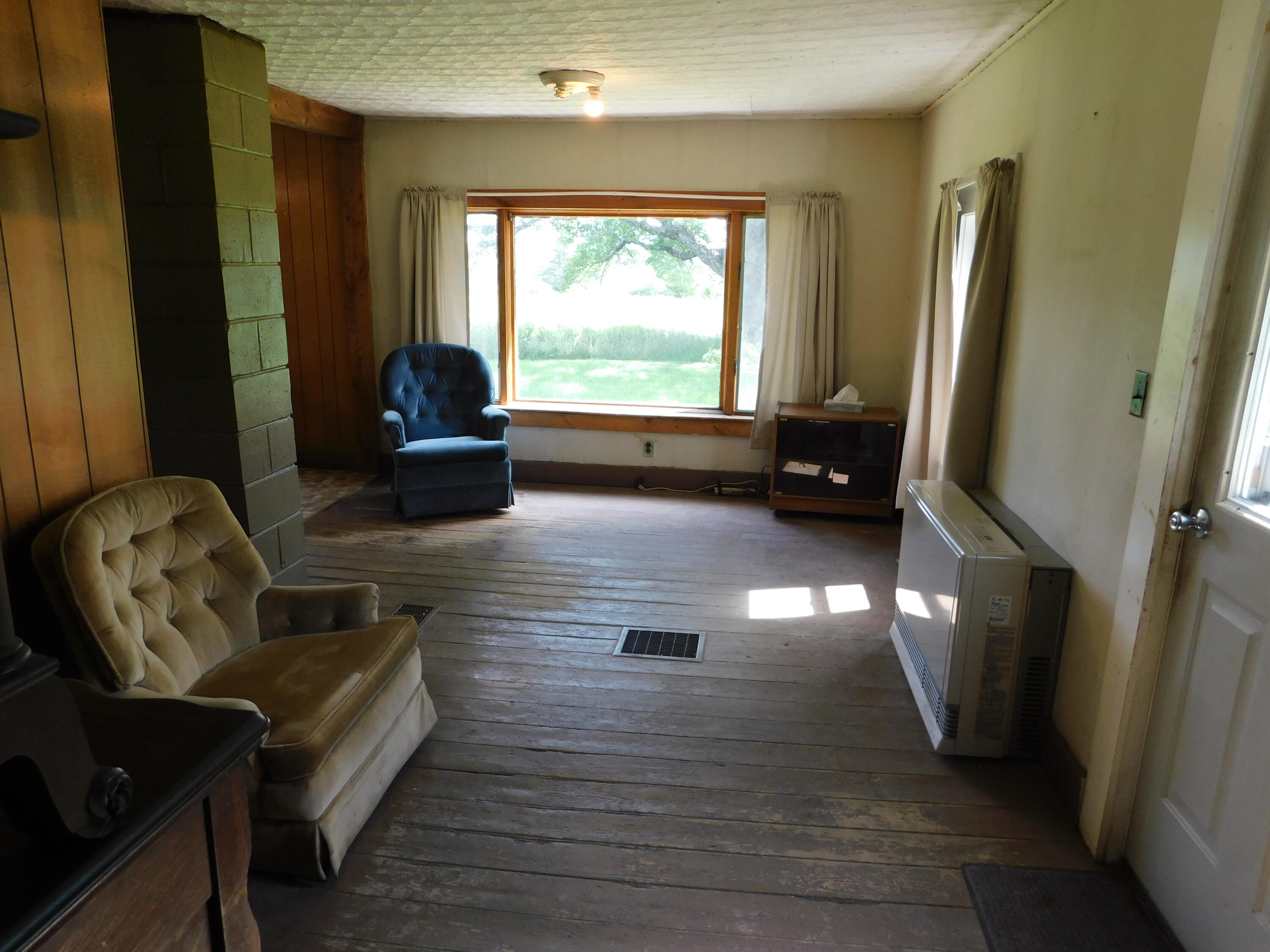 17 Stagecoach Road Parkman, ME 04443 - Photo 14 of 62 DSCN7372