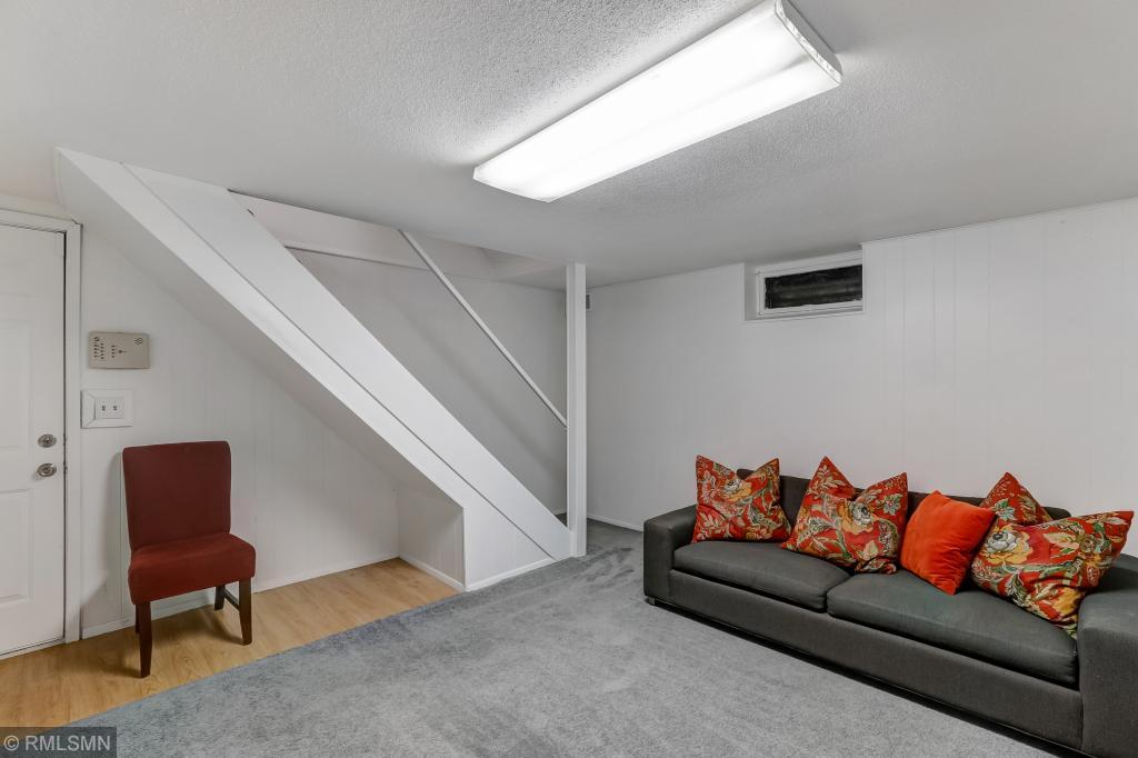 3393 Crystal Bay Road Orono, MN 55391 - Photo 17 of 19