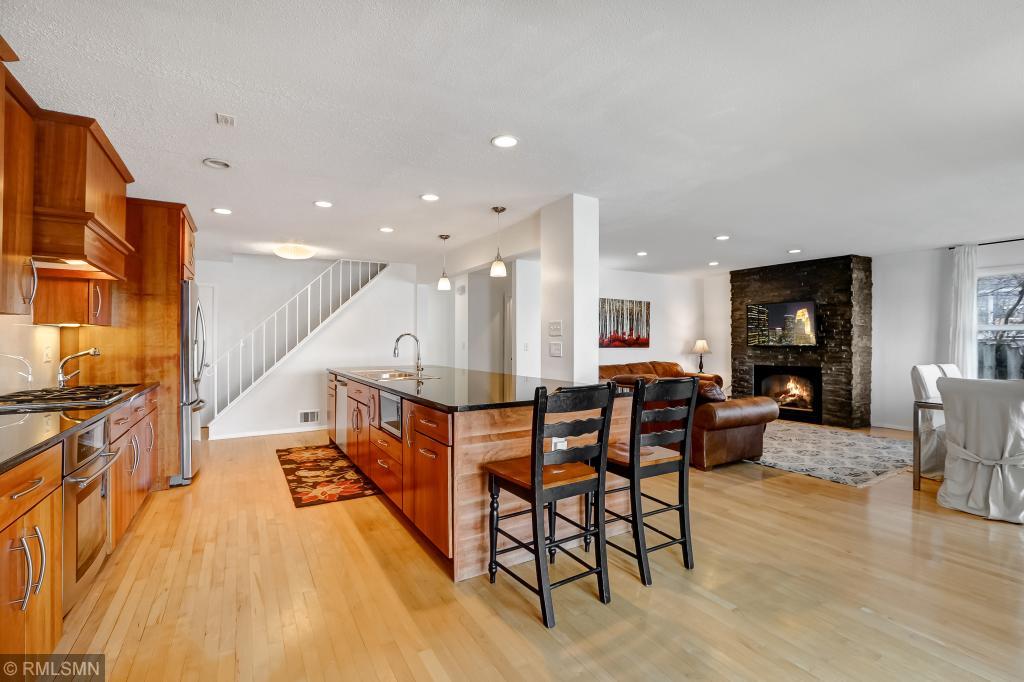 3393 Crystal Bay Road Orono, MN 55391 - Photo 6 of 19