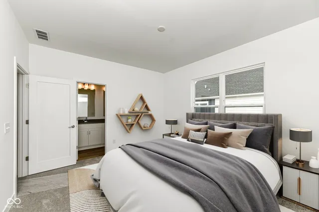 $360,000 | 2416 Winthrop Avenue, Indianapolis, IN 46205