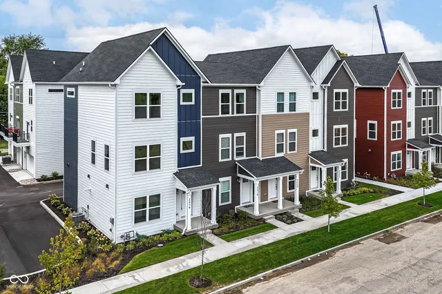 $360,000 | 2416 Winthrop Avenue, Indianapolis, IN 46205