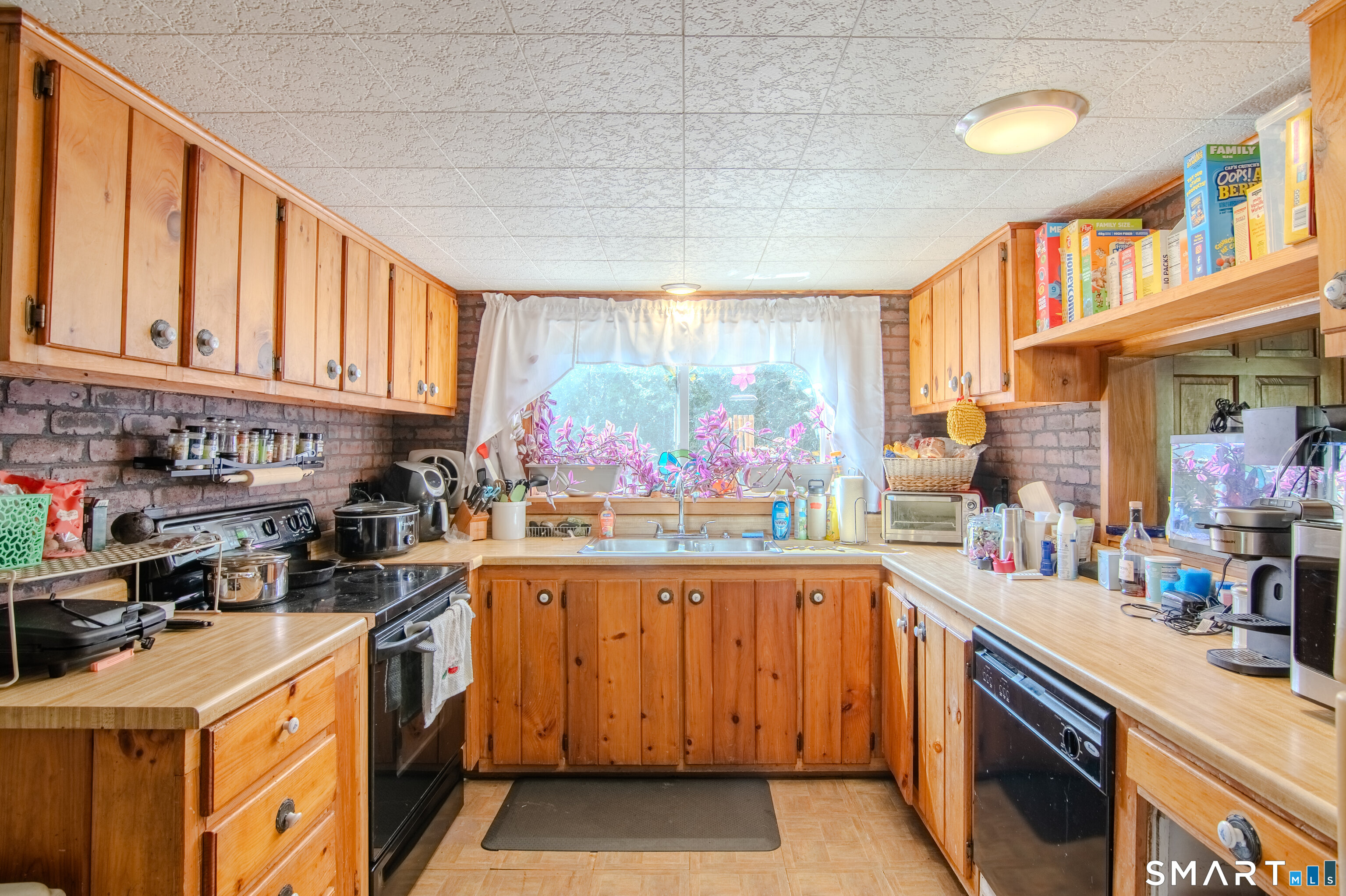 45 Navratil Road Willington, CT 06279 - Photo 3 of 11