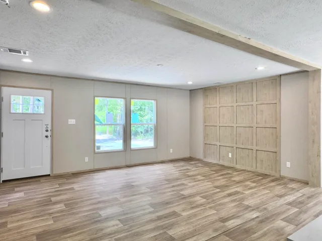 $294,000 | 846 Lawyer Lane, Cross, SC 29436