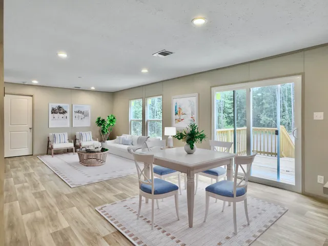 $294,000 | 846 Lawyer Lane, Cross, SC 29436