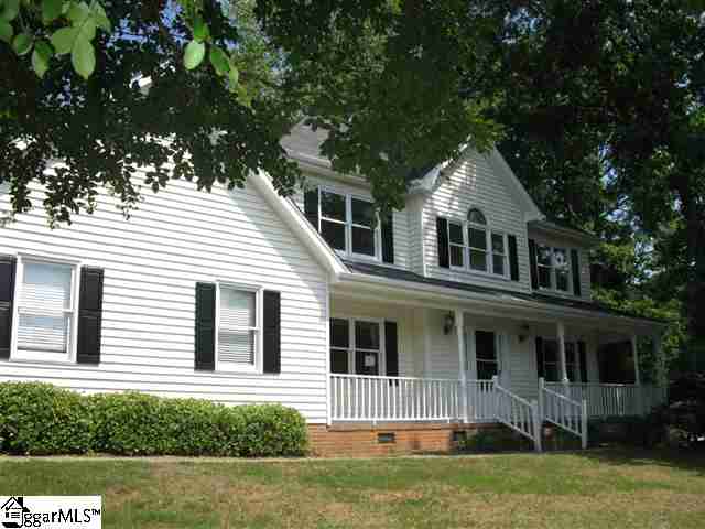 310 Foxhound Road Simpsonville, SC 29680 - Photo 1 of 23 Gallery Image 1