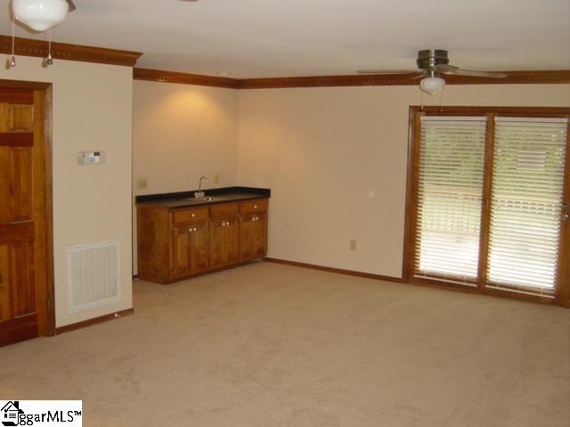 310 Foxhound Road Simpsonville, SC 29680 - Photo 4 of 23 Gallery Image 4
