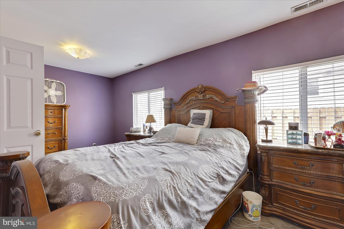 225 Lake Road Pasadena, MD 21122 - Photo 12 of 30 Bedroom (Master)