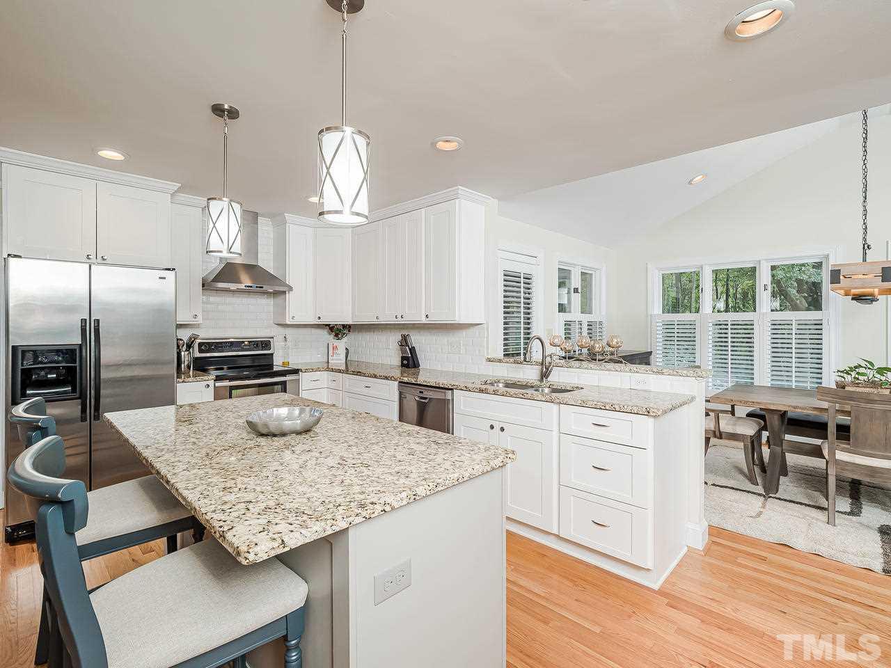 2701 Waterloo Court Raleigh, NC 27613 - Photo 6 of 30