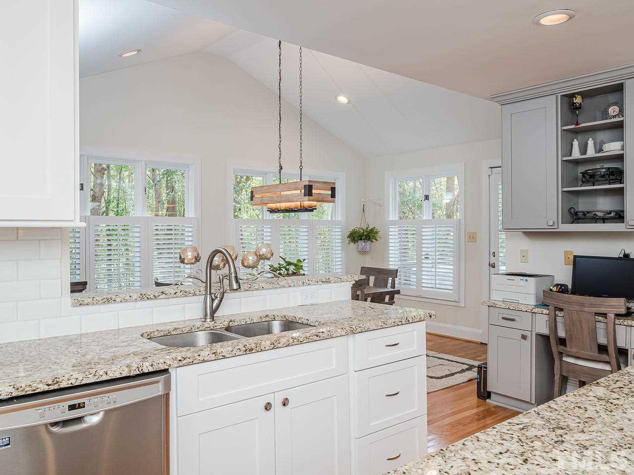 2701 Waterloo Court Raleigh, NC 27613 - Photo 9 of 30