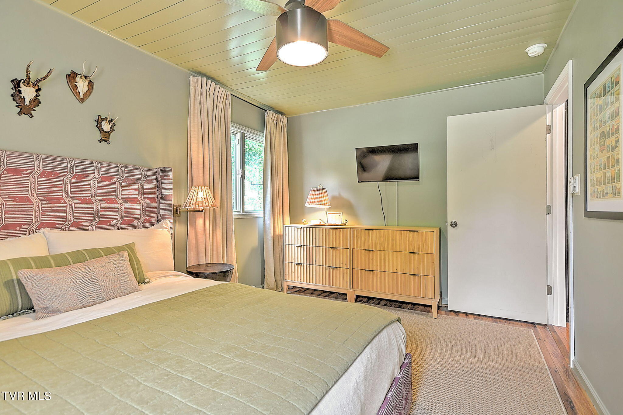 814 Summer Sound Road Piney Flats, TN 37686 - Photo 26 of 104 27-web-or-mls-814 Summer Sound BS-22