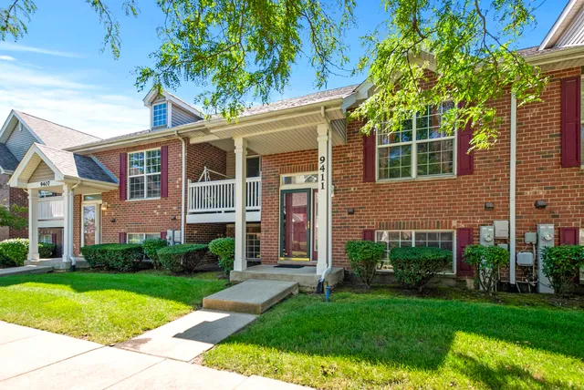 $374,500 | 9411 Albany Court, Orland Park, IL 60467